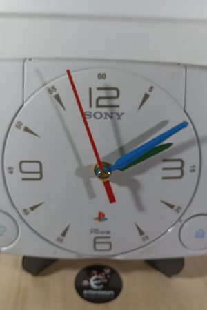 PlayStation one duvar saati